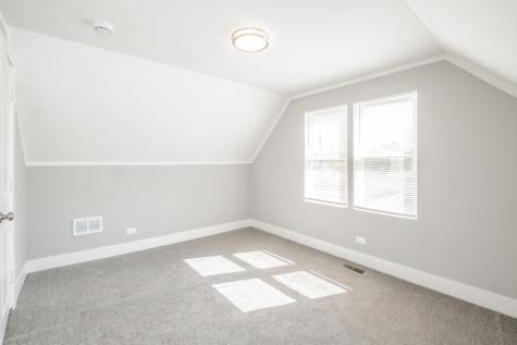 8043 South Yale Avenue Chicago IL 60620