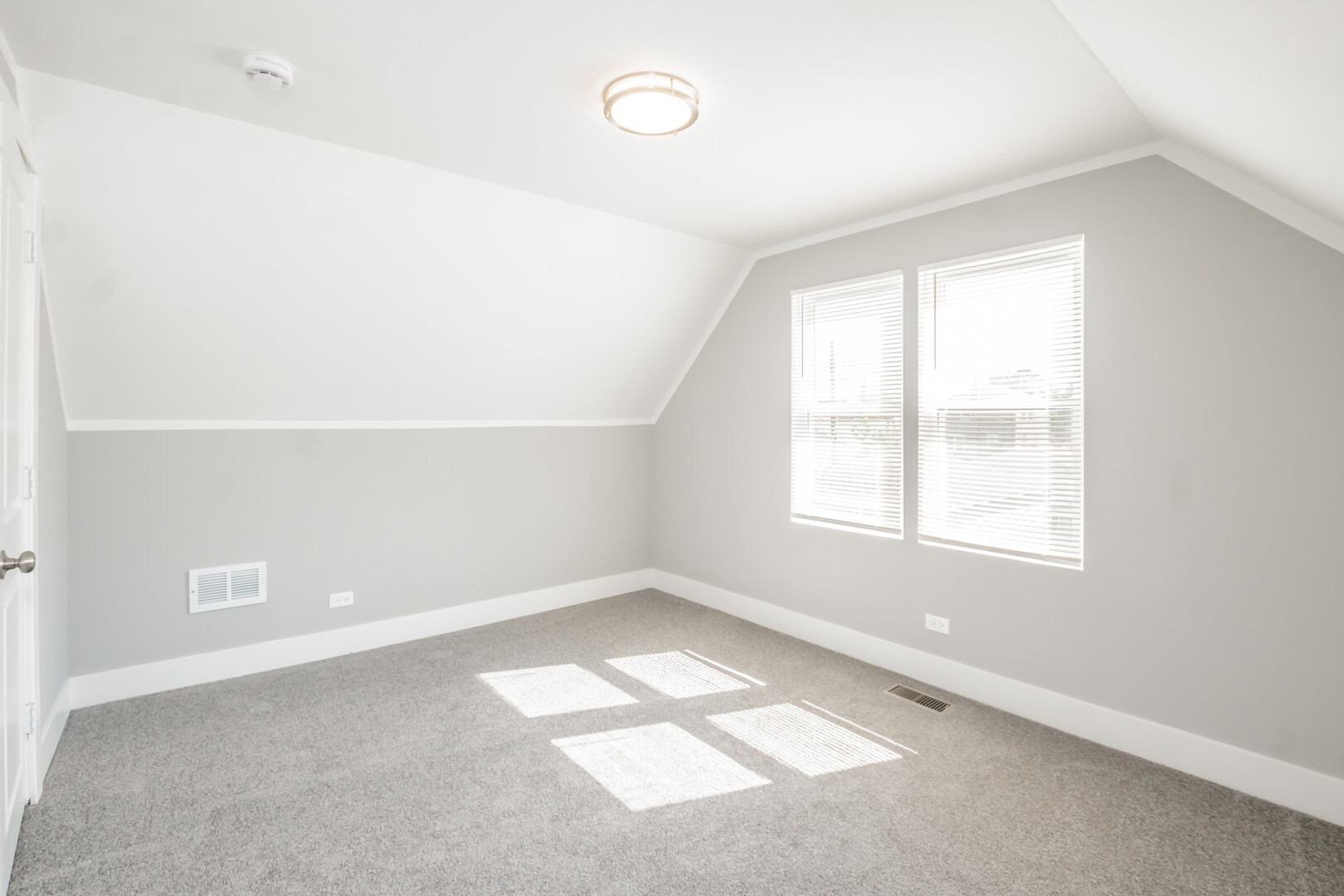 8043 South Yale Avenue Chicago IL 60620