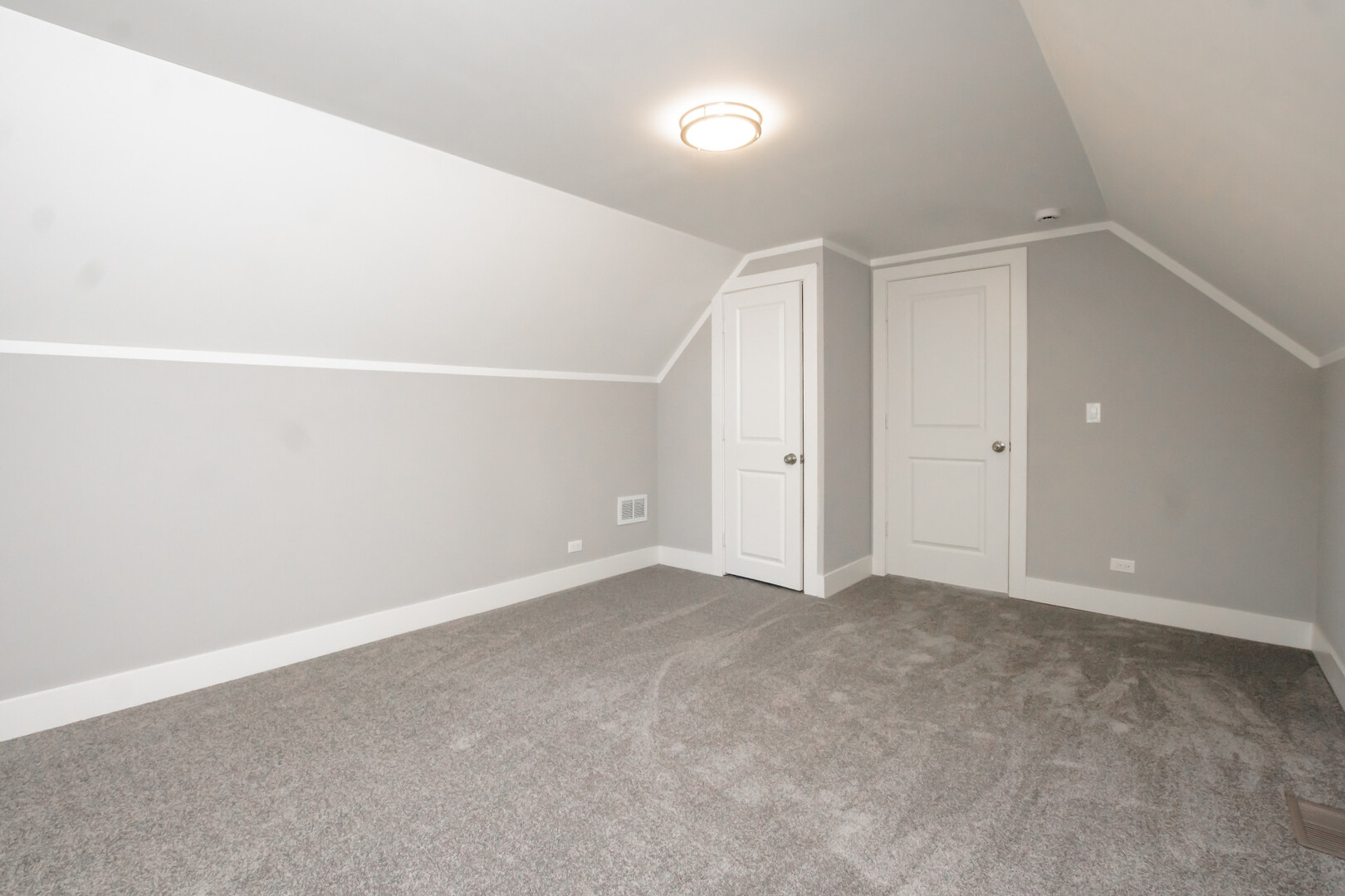8043 South Yale Avenue Chicago IL 60620