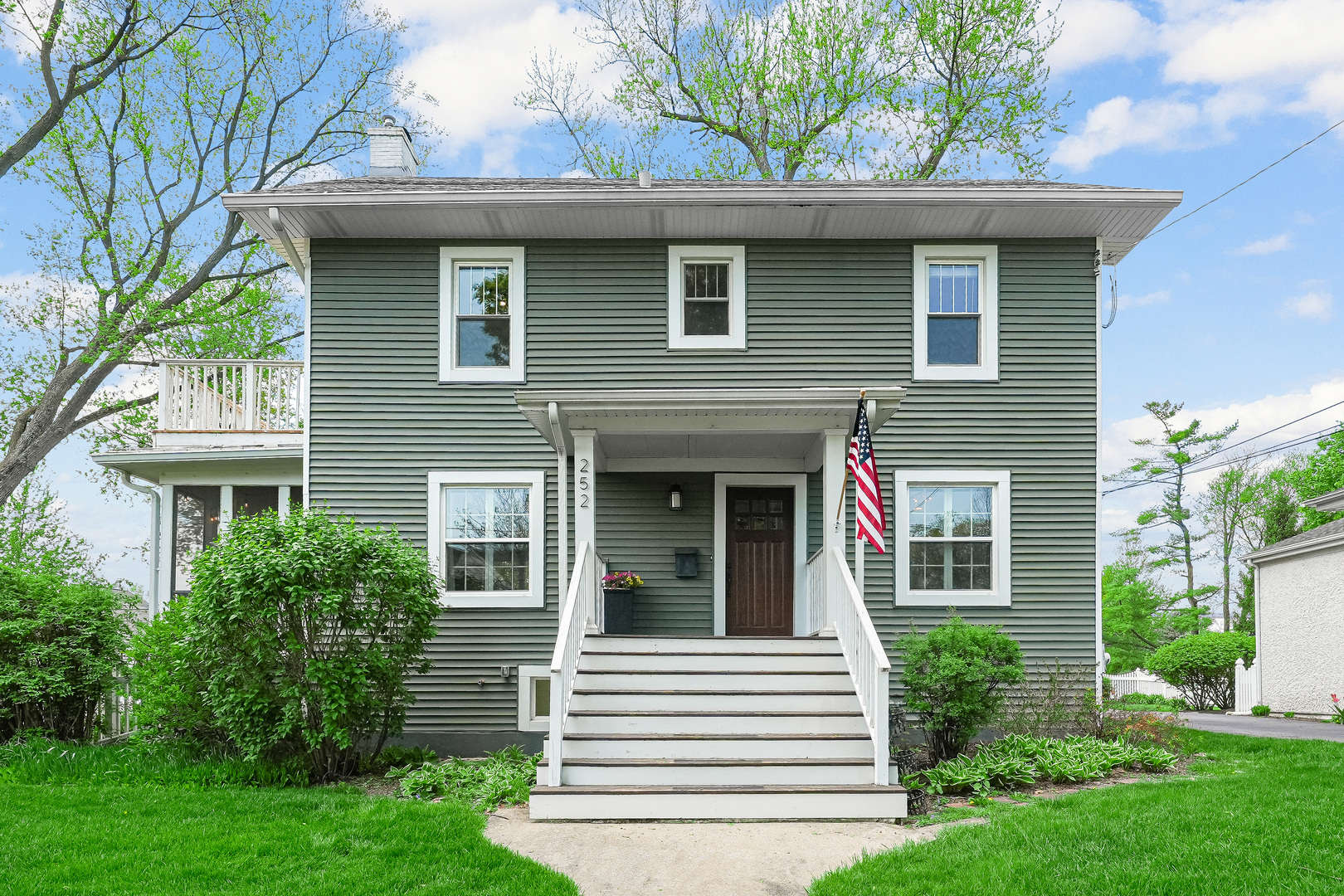 252 Sunset Avenue Glen Ellyn IL 60137
