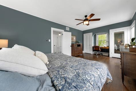252 Sunset Avenue Glen Ellyn IL 60137