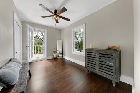 252 Sunset Avenue Glen Ellyn IL 60137