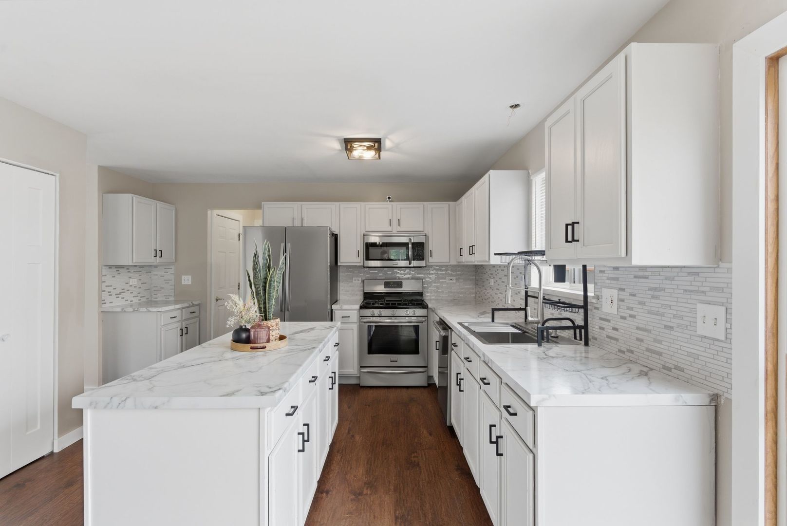 5313 Briarfield Lane Lake In The Hills IL 60156