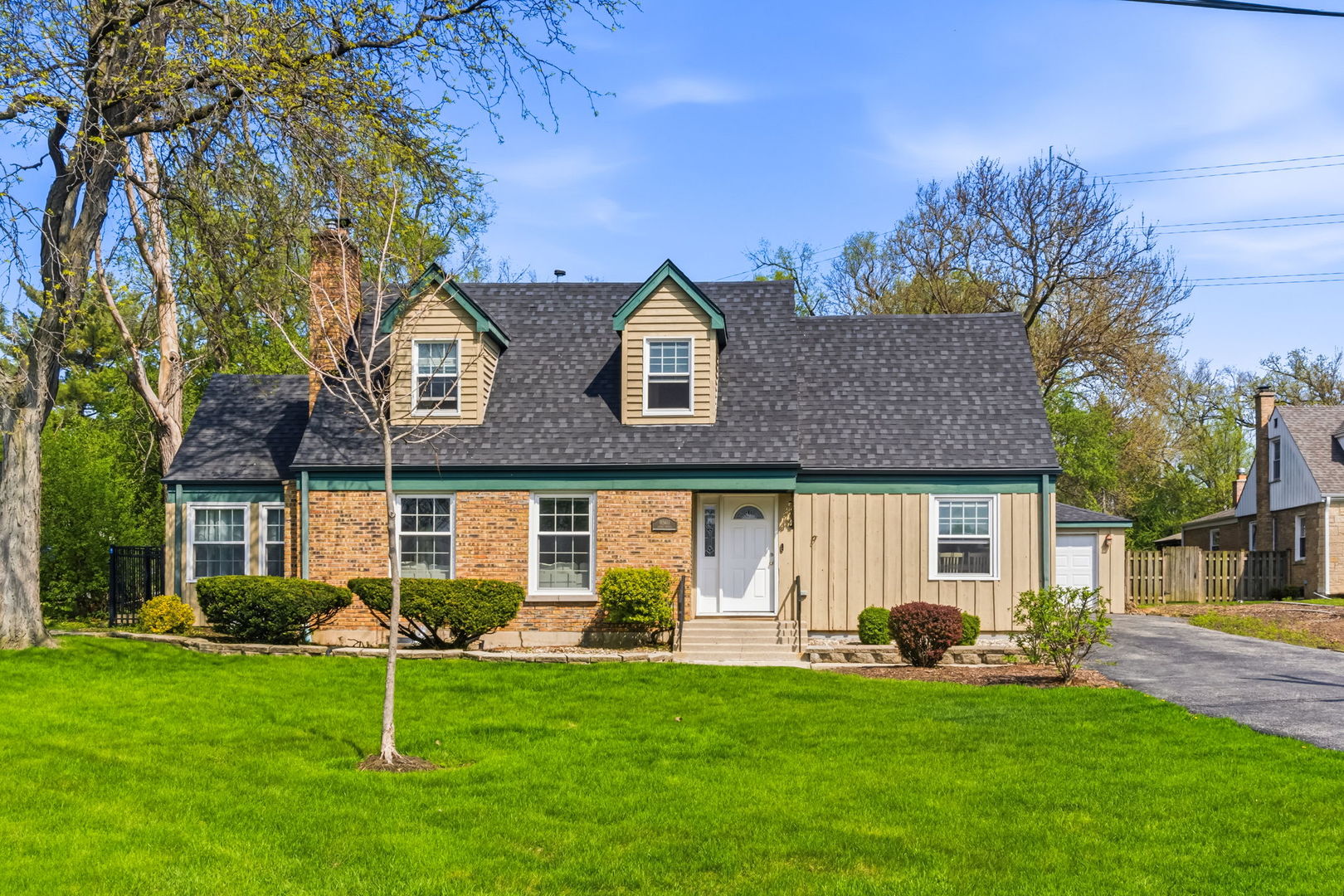 S611 Cedar Avenue Elmhurst IL 60126