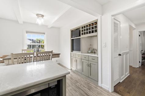 S611 Cedar Avenue Elmhurst IL 60126