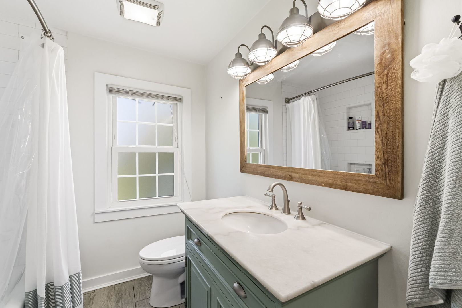 S611 Cedar Avenue Elmhurst IL 60126