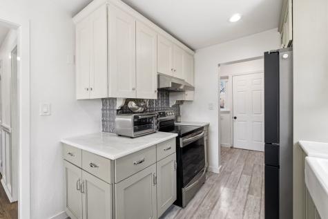 S611 Cedar Avenue Elmhurst IL 60126