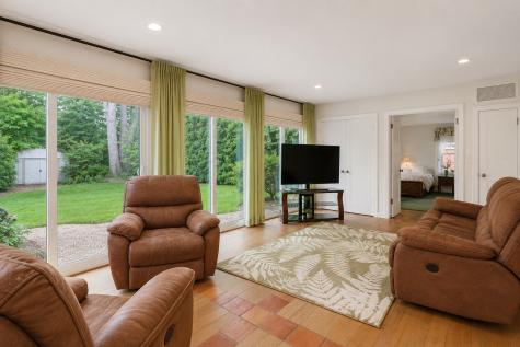 214 Washington Circle Lake Forest IL 60045