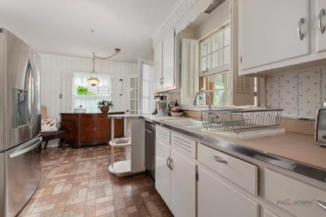 214 Washington Circle Lake Forest IL 60045