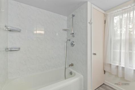 214 Washington Circle Lake Forest IL 60045