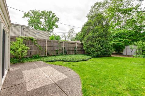 214 Washington Circle Lake Forest IL 60045
