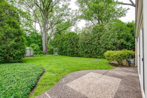214 Washington Circle Lake Forest IL 60045