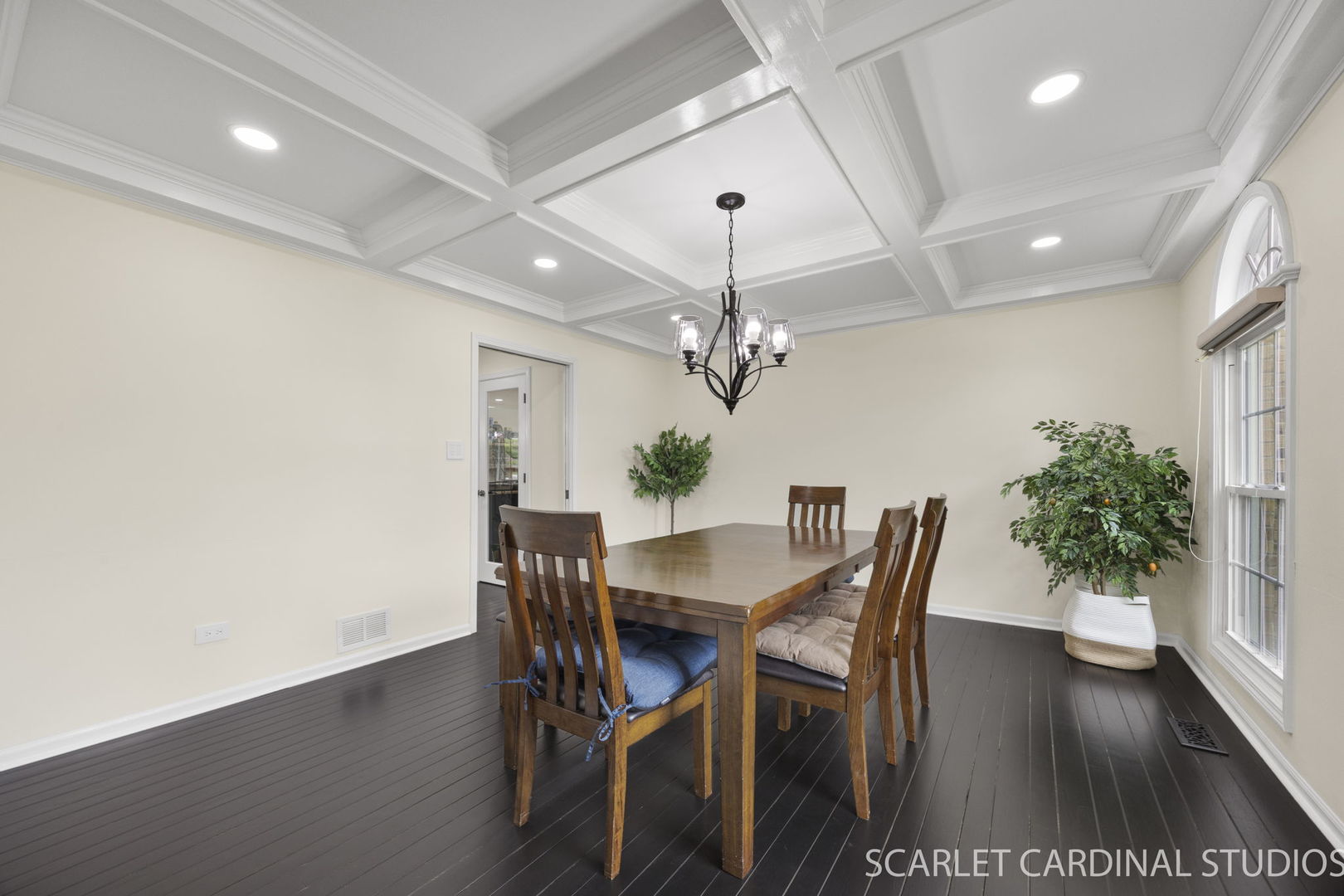 4042 Broadmoor Circle Naperville IL 60564