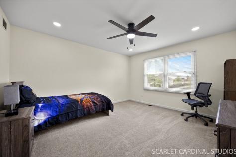 4042 Broadmoor Circle Naperville IL 60564