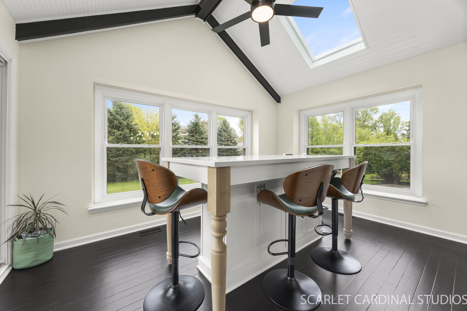 4042 Broadmoor Circle Naperville IL 60564
