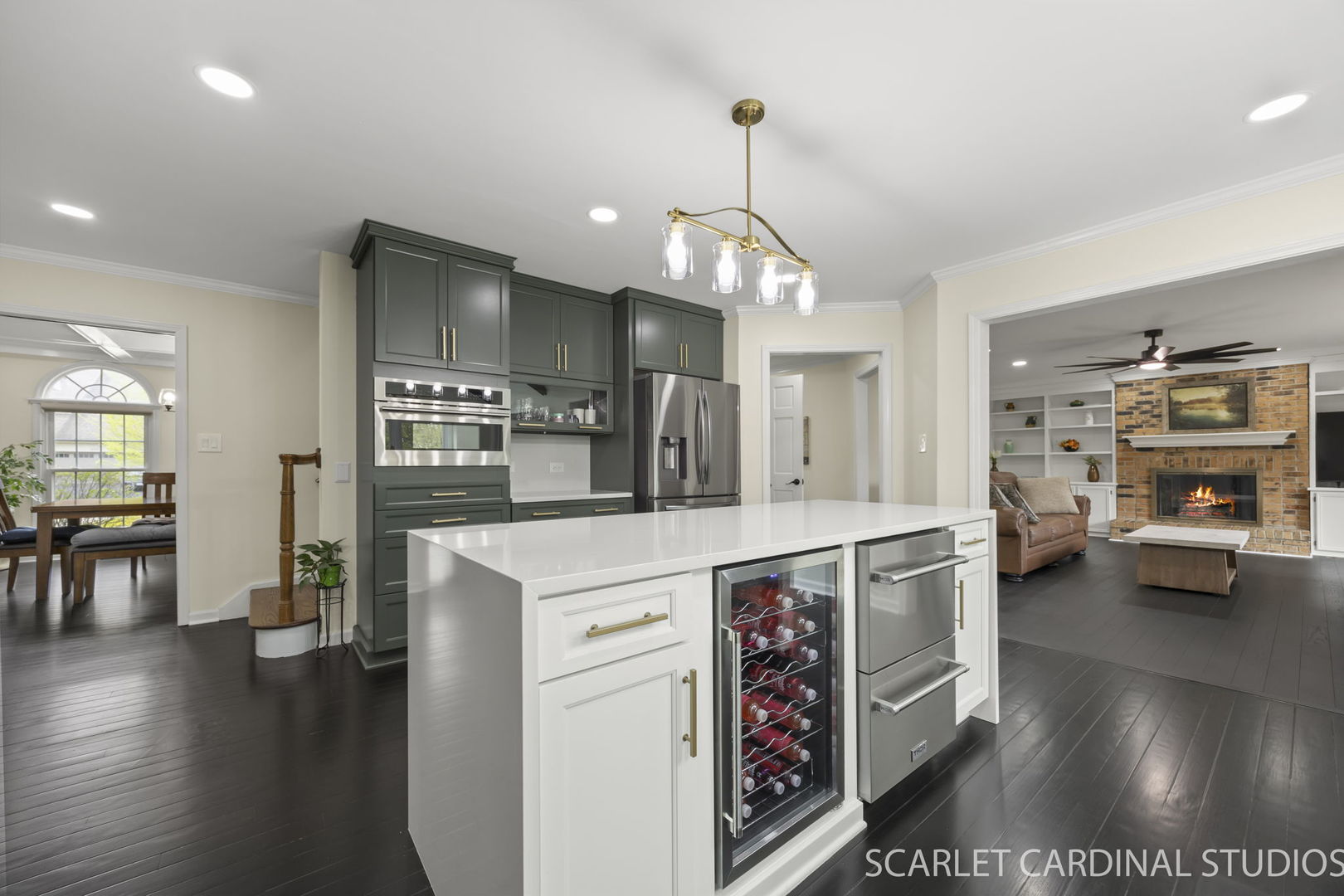 4042 Broadmoor Circle Naperville IL 60564
