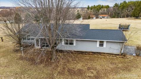 4-176 Misty Court Lake Carroll IL 61046