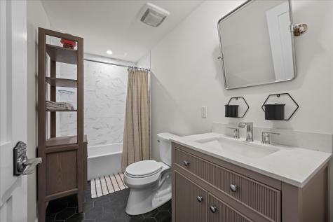 348 Branson Drive Batavia IL 60510