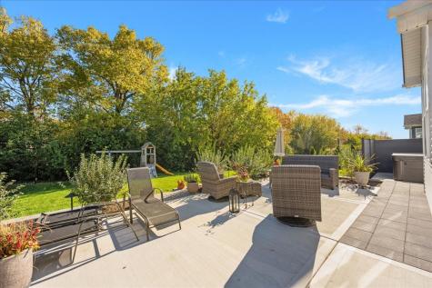 348 Branson Drive Batavia IL 60510