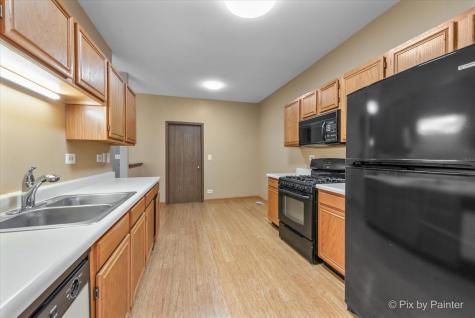 16 Brian Court Algonquin IL 60102