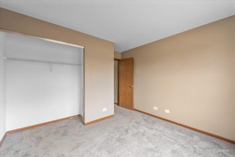 16 Brian Court Algonquin IL 60102