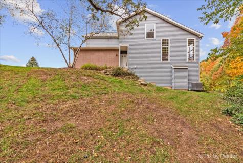 16 Brian Court Algonquin IL 60102