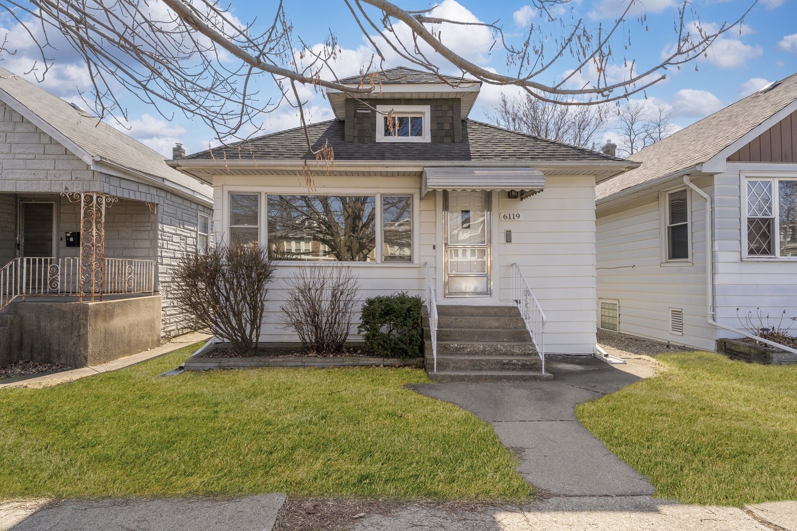 6119 West School Street Chicago IL 60634