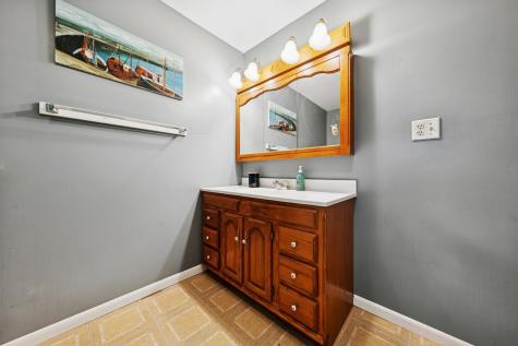 34 North Adams Street Oswego IL 60543