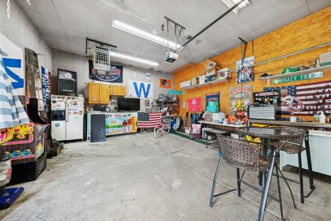 34 North Adams Street Oswego IL 60543