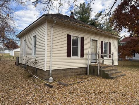 1706 Erie Avenue Savanna IL 61074