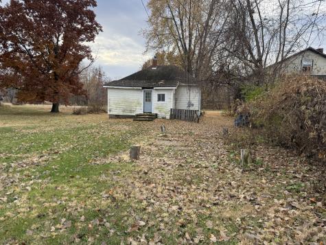 1706 Erie Avenue Savanna IL 61074
