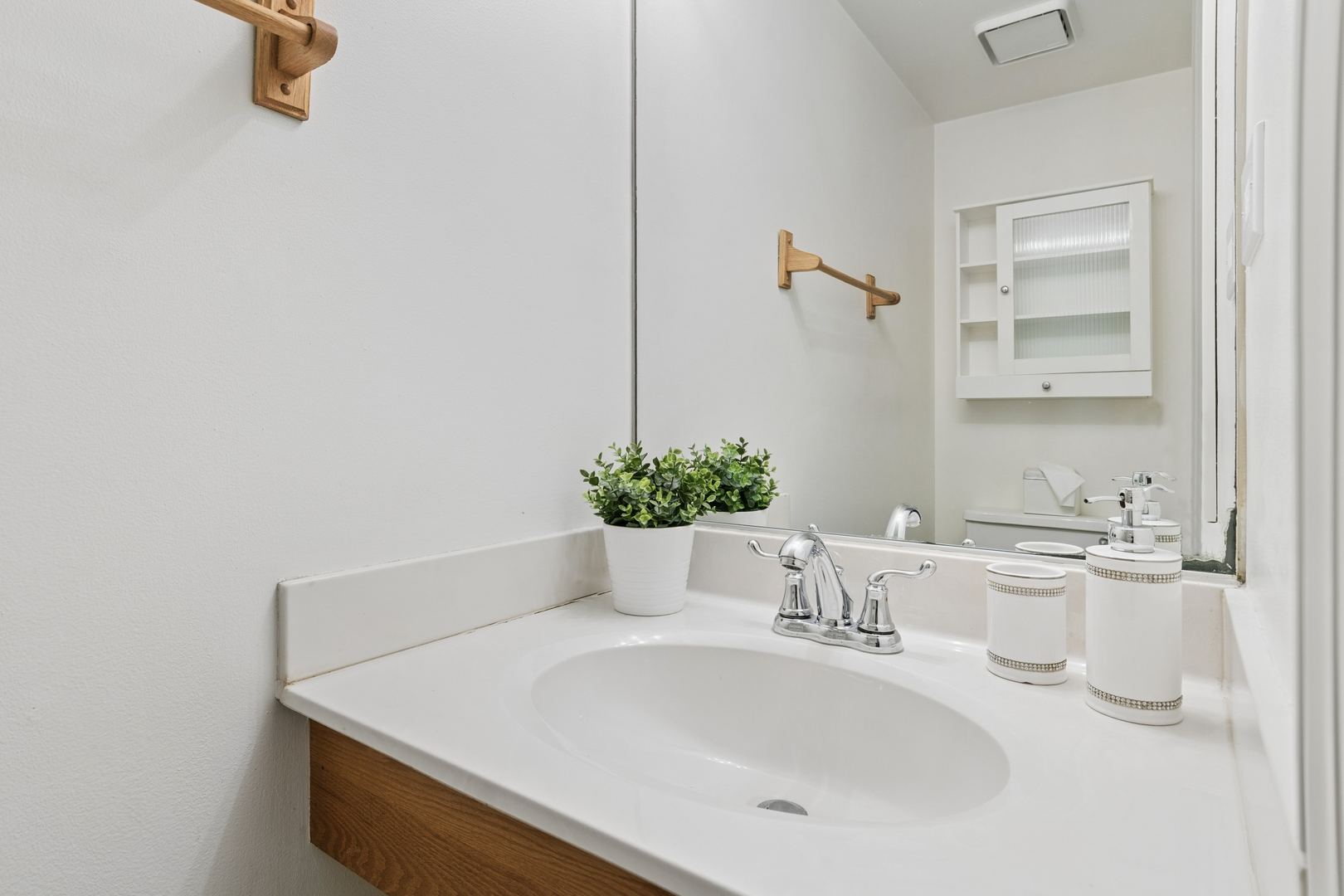 1318 Nantucket Court Carol Stream IL 60188