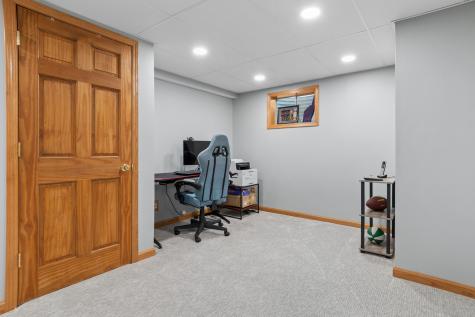 1318 Nantucket Court Carol Stream IL 60188