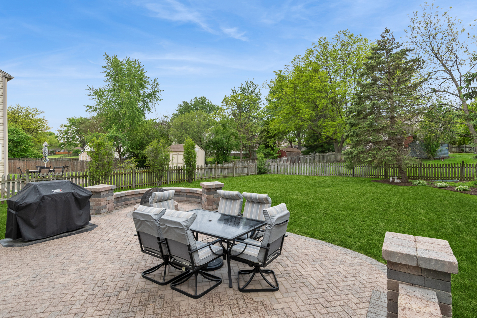 1318 Nantucket Court Carol Stream IL 60188