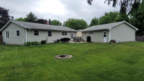 1500 Woodland Drive Sycamore IL 60178