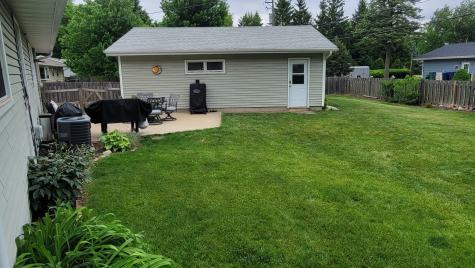 1500 Woodland Drive Sycamore IL 60178