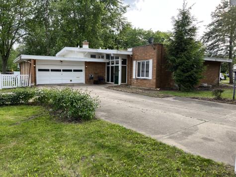 616 Seneca Drive Aurora IL 60506