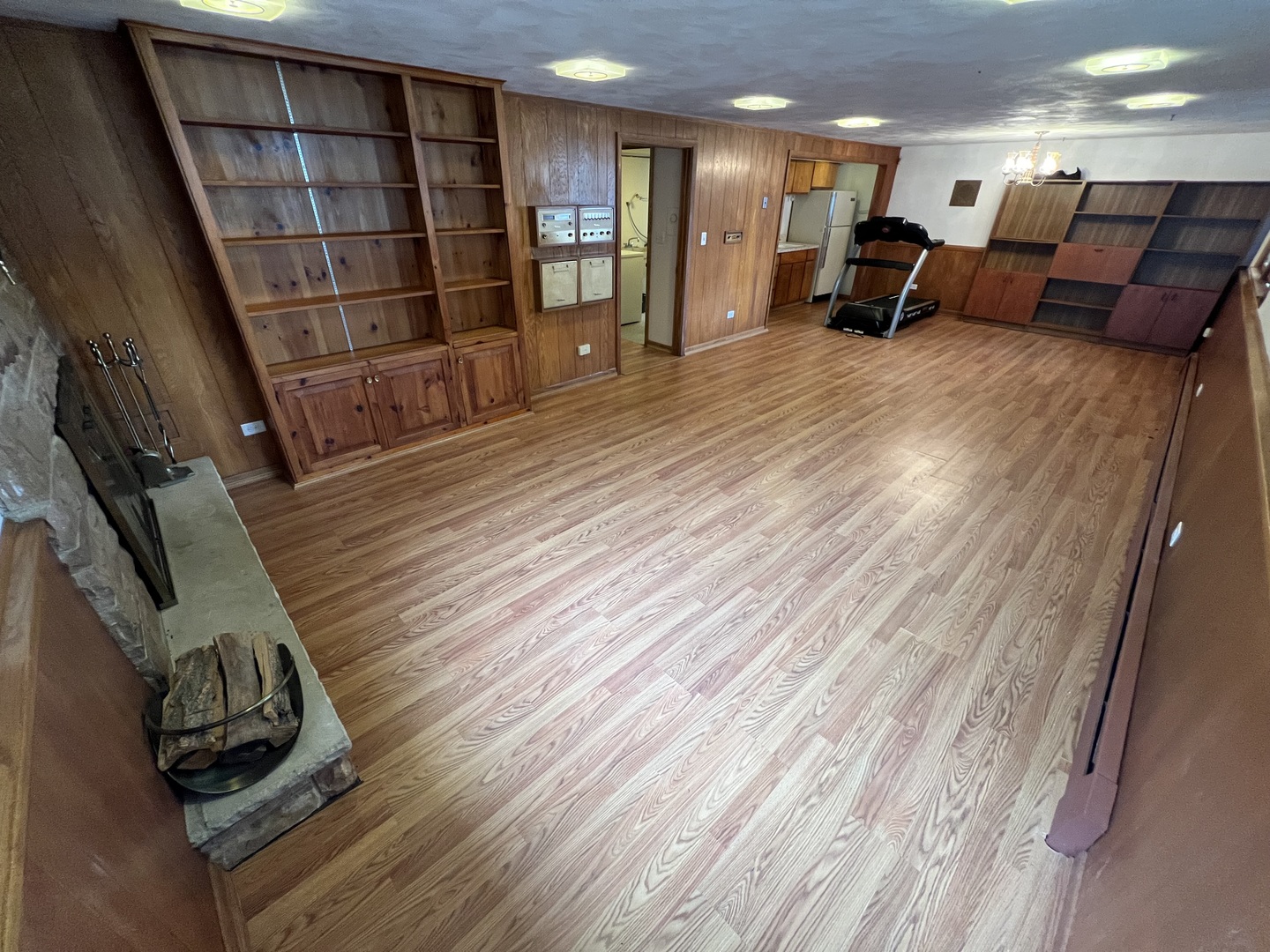 616 Seneca Drive Aurora IL 60506