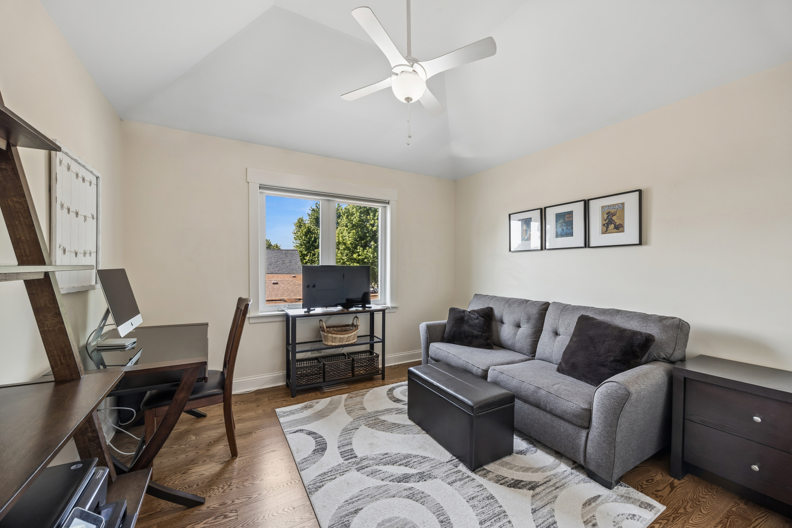 5137 South Mobile Avenue Chicago IL 60638