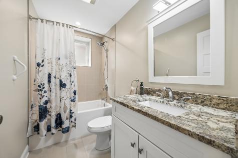 5137 South Mobile Avenue Chicago IL 60638