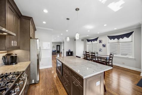 5137 South Mobile Avenue Chicago IL 60638