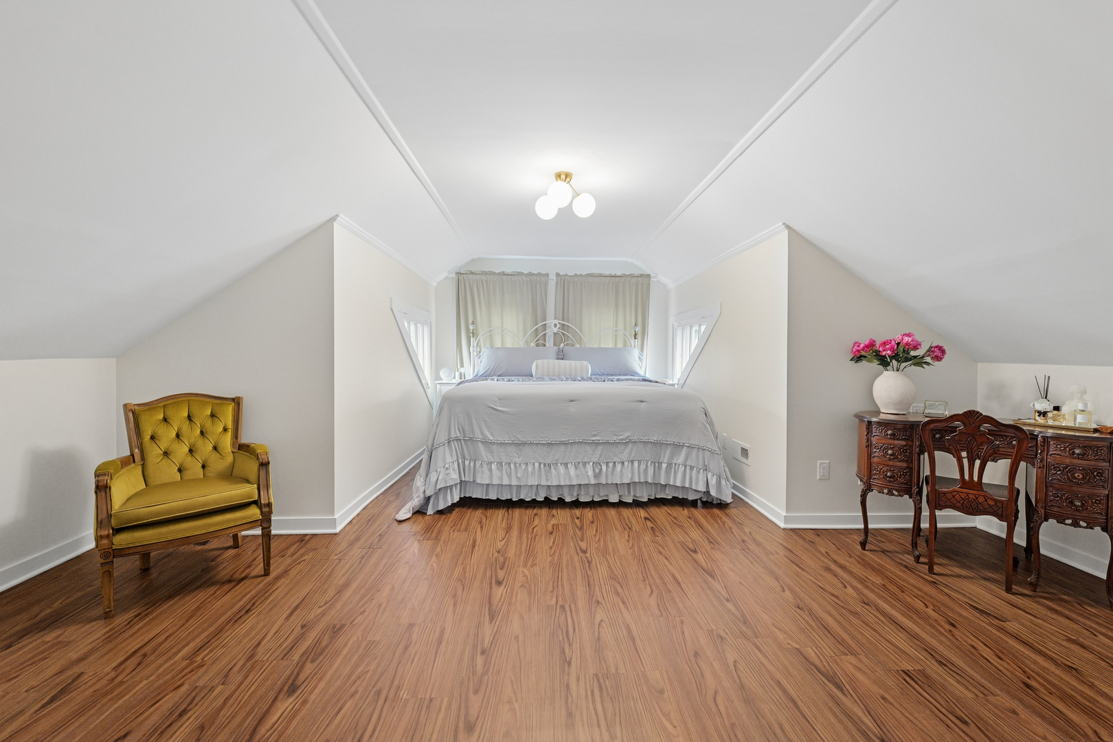 4136 Raymond Avenue Brookfield IL 60513
