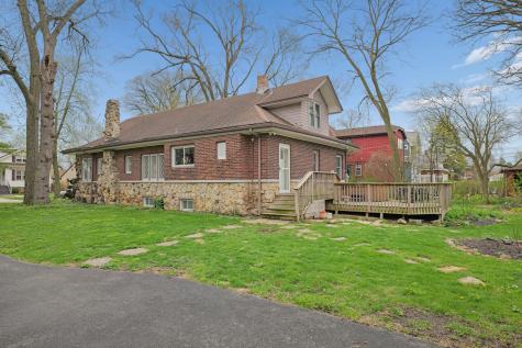 4136 Raymond Avenue Brookfield IL 60513