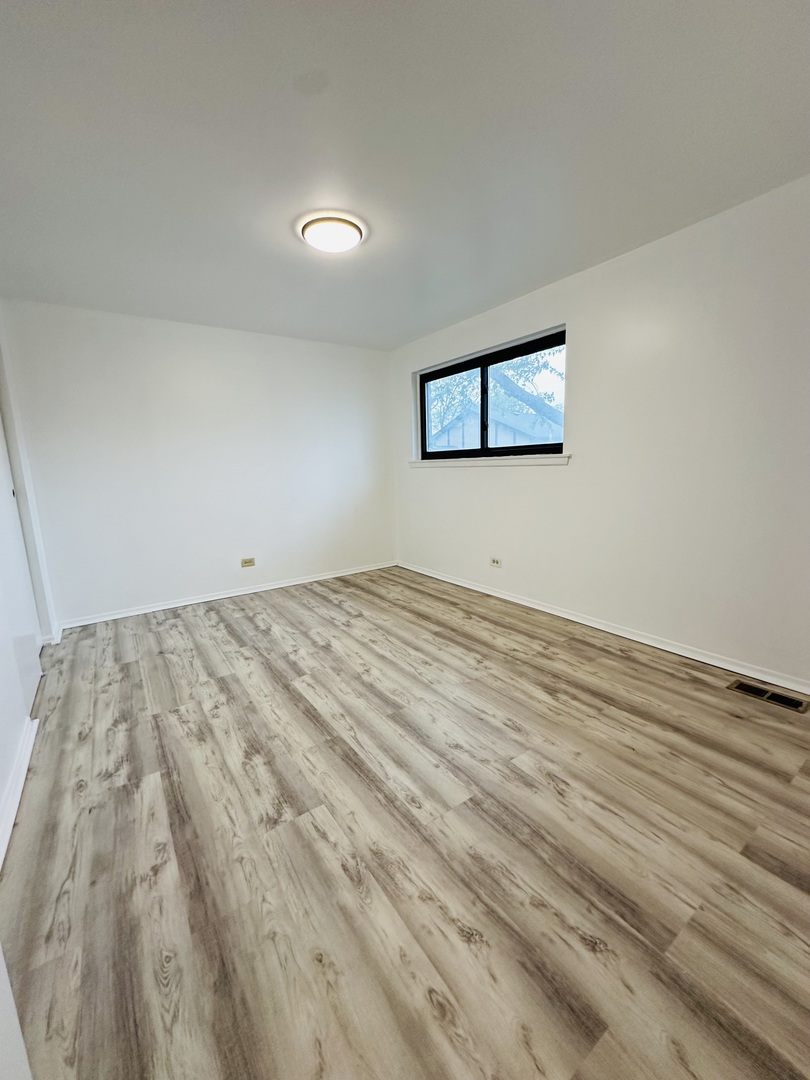 18w158 16TH Street Villa Park IL 60181