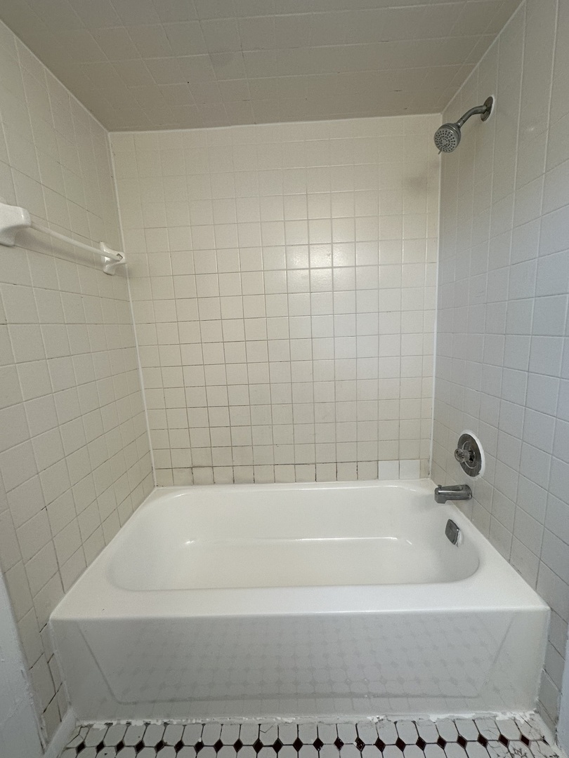 18w158 16TH Street Villa Park IL 60181