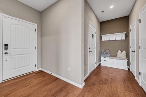 12560 Derry Drive Lemont IL 60439