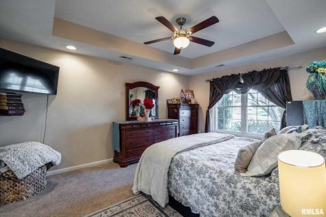 411 Prince Lane Herrin IL 62948