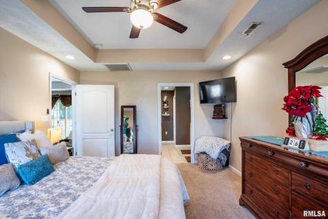 411 Prince Lane Herrin IL 62948