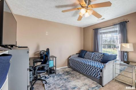 411 Prince Lane Herrin IL 62948