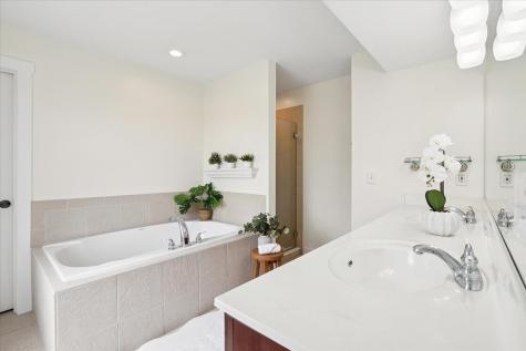 860 Blazing Star Road Grayslake IL 60030